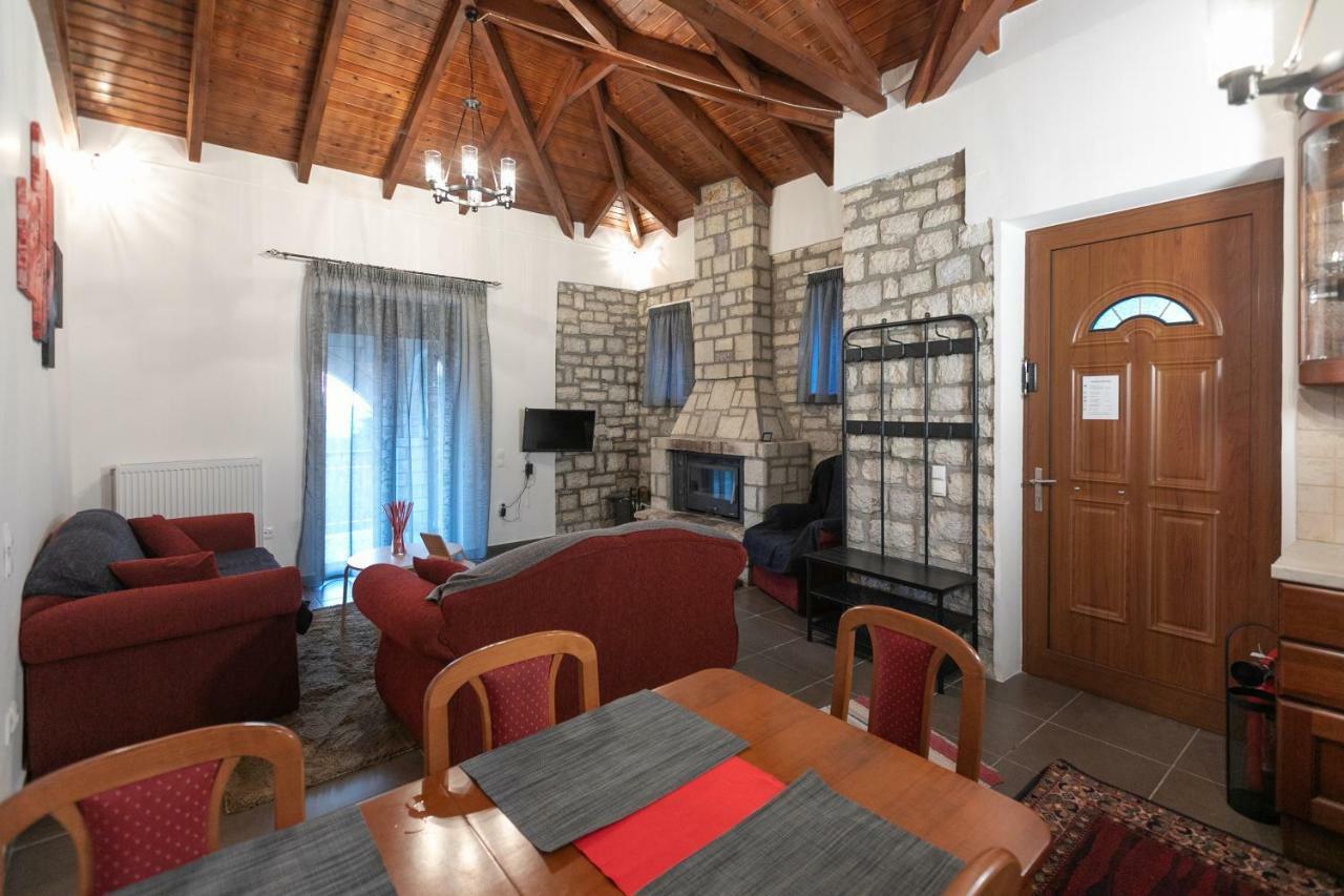 Relax In Mainalo Villa Radhos Ngoại thất bức ảnh